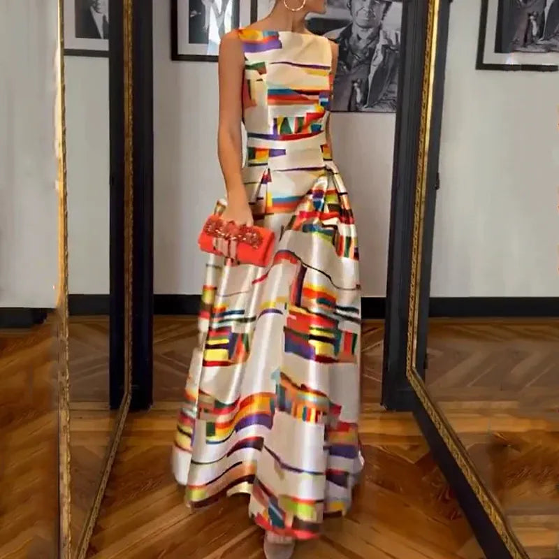 Vivien - Maxi Dress with Geometric Print