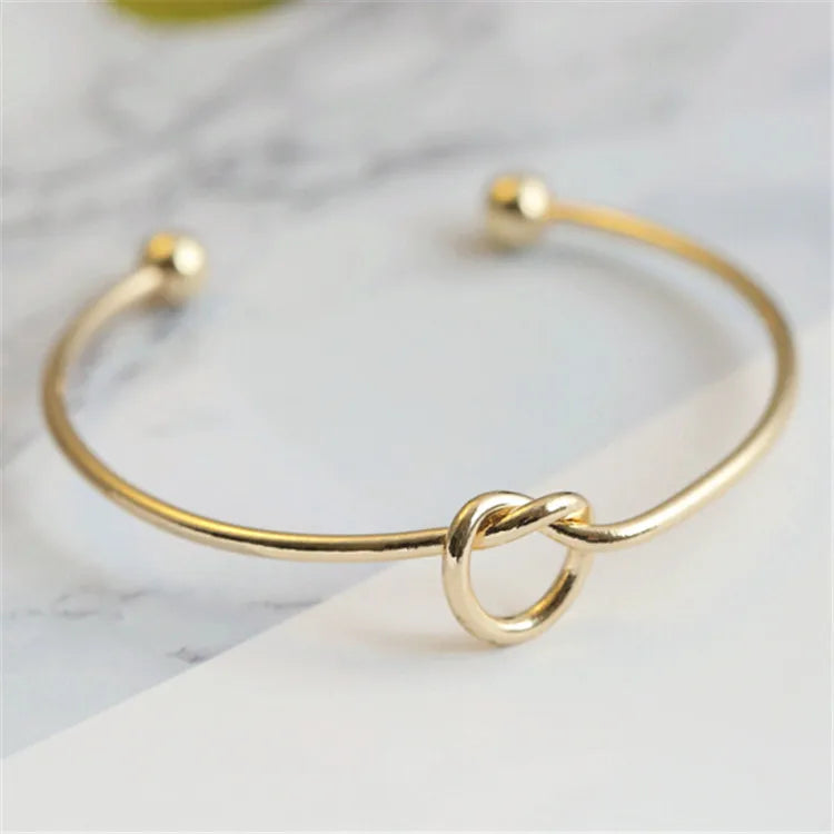 Elin – Signature Knot Bangle