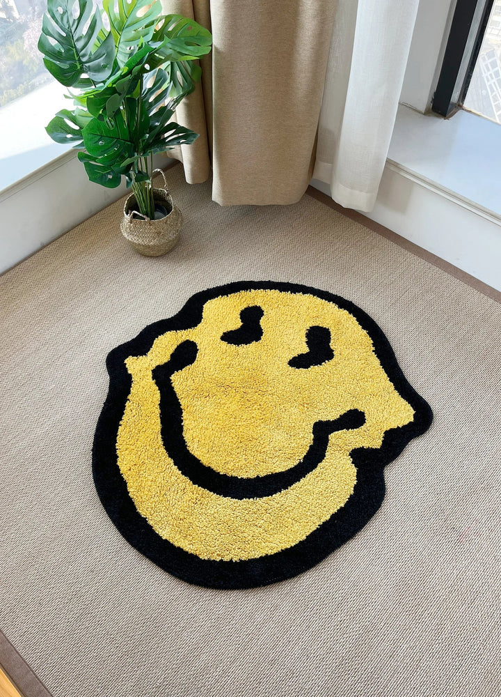 Smiloop - Twisted Smiling Rug For Home Decor
