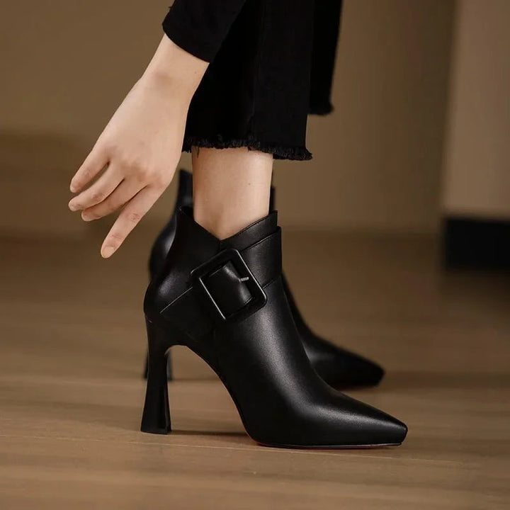 Jennyfer - Buckle Ankle Boots