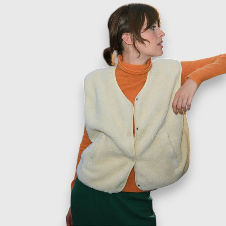 Cheryl – Cozy Fleece Vest