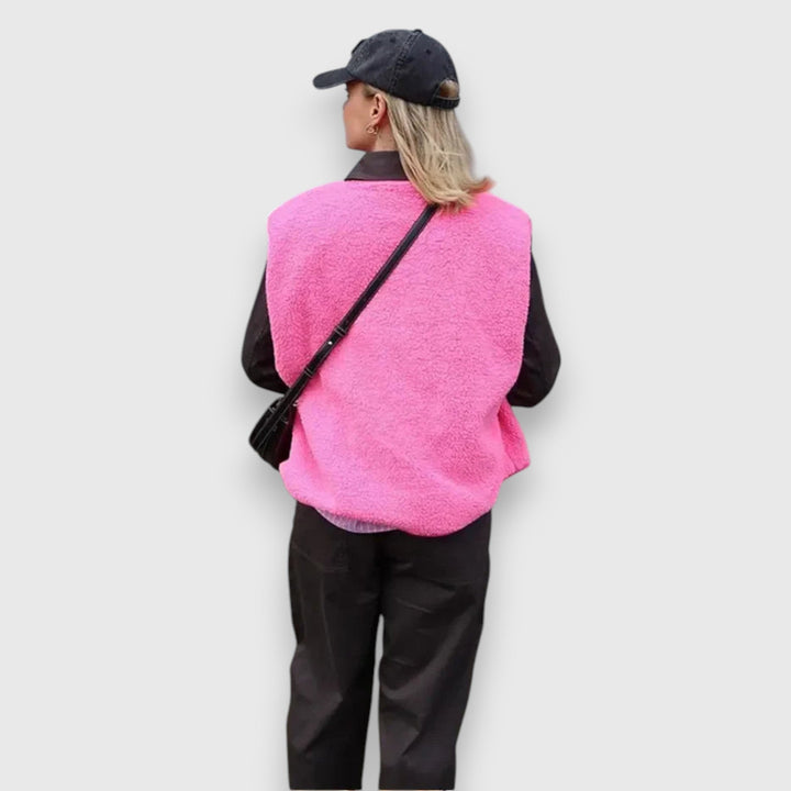 Cheryl – Cozy Fleece Vest