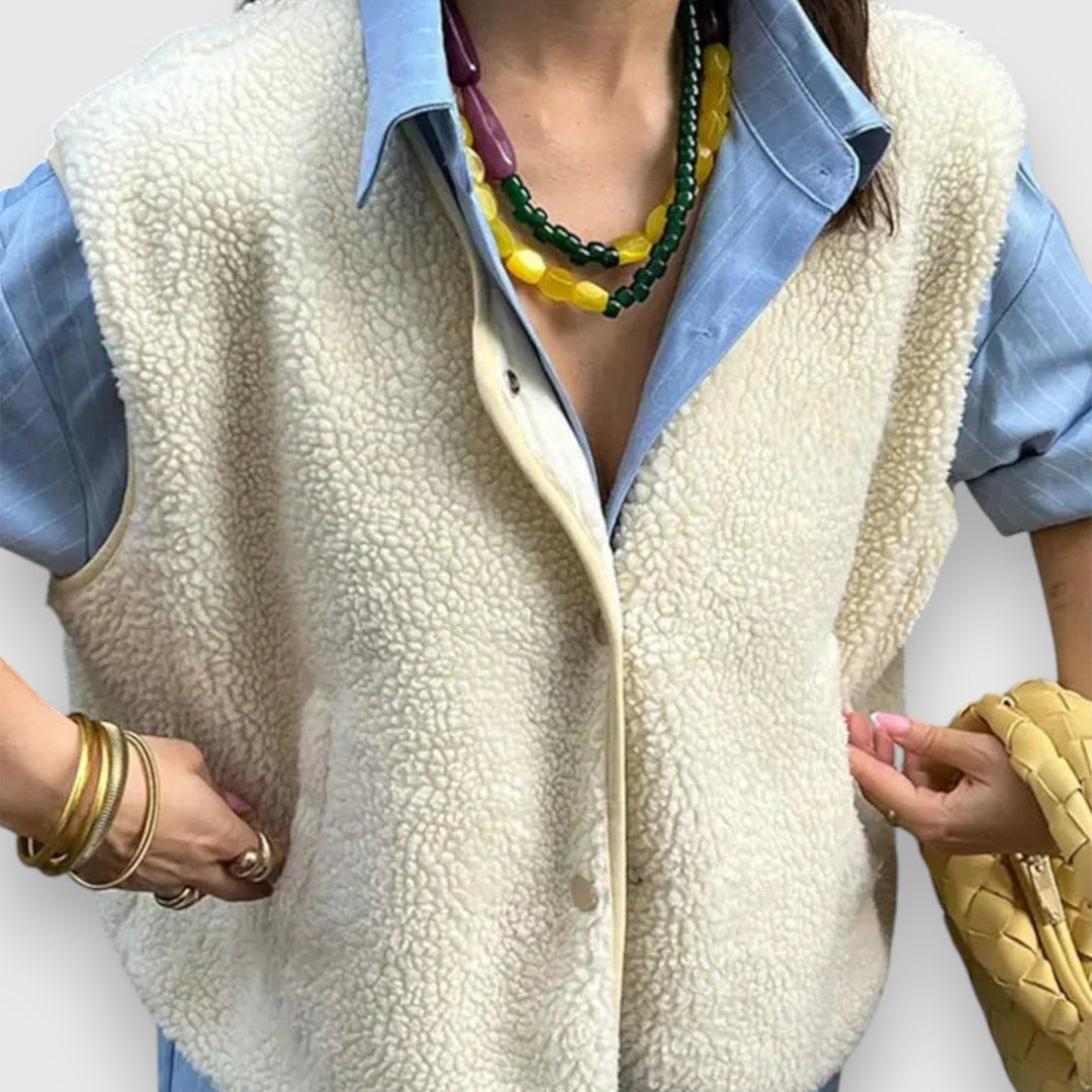 Cheryl – Cozy Fleece Vest