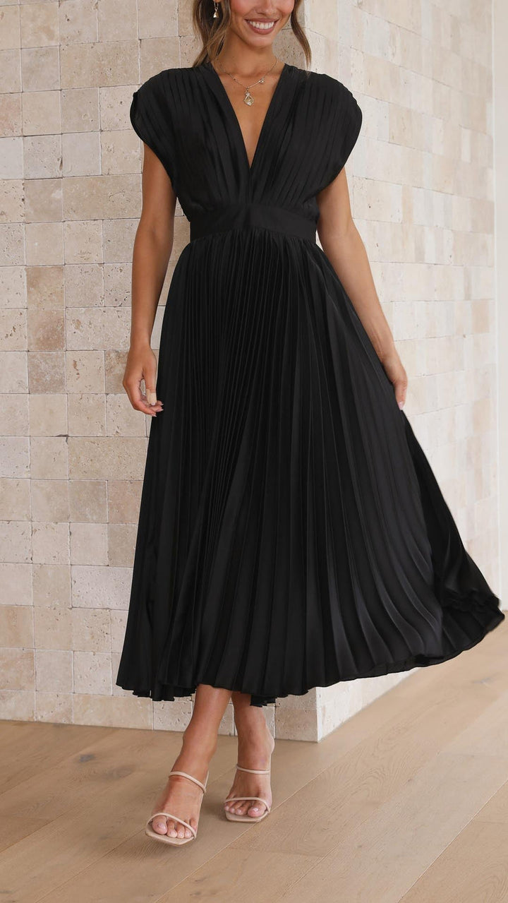 Iria - Elegant Pleated Dress