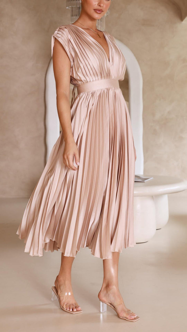 Iria - Elegant Pleated Dress