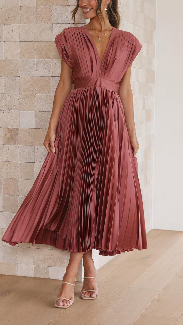 Iria - Elegant Pleated Dress