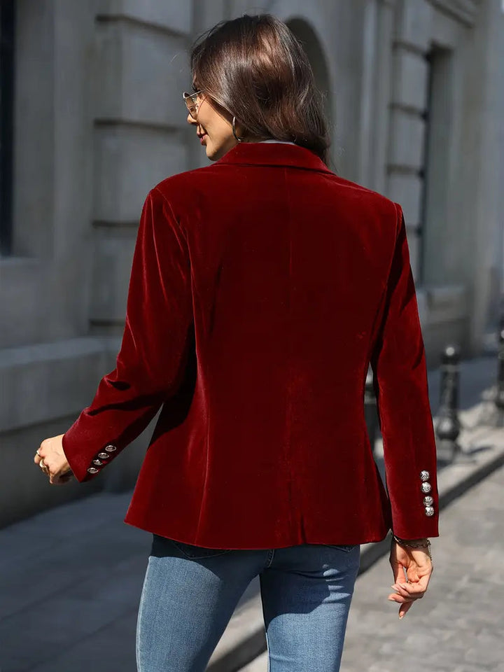 Elīna - Fashionable Velvet Blazer