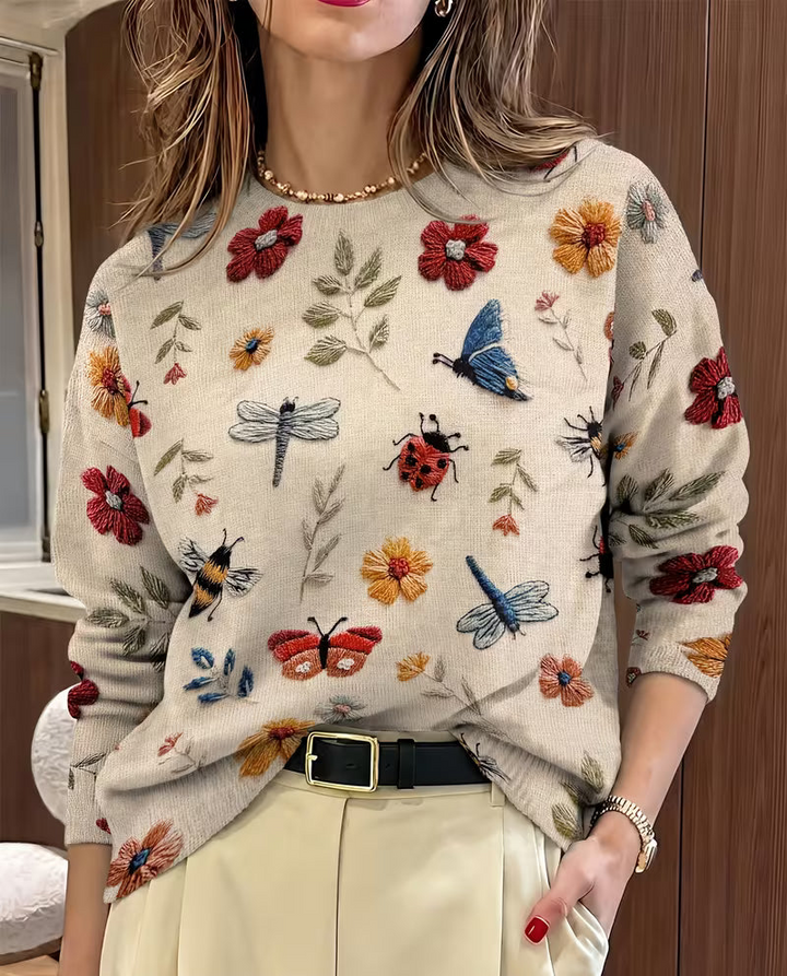 Soleilys - Casual Floral And Insect Print Sweater