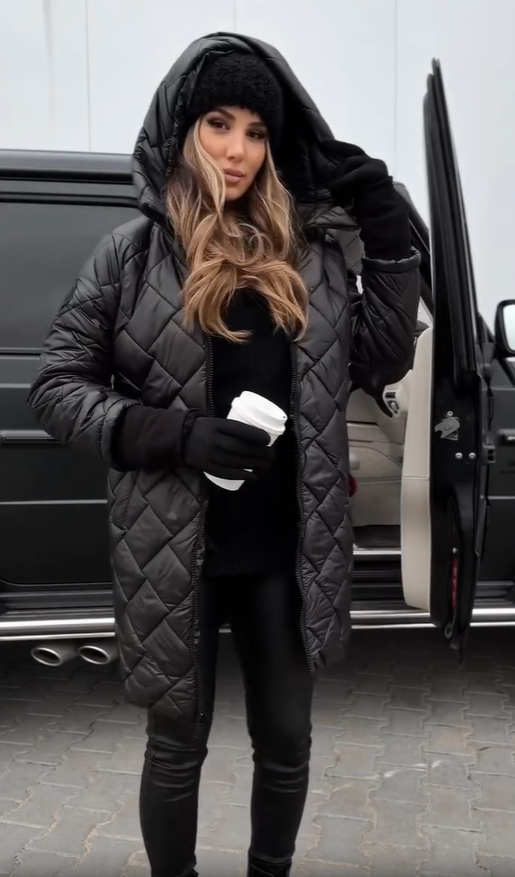 Kureha - Stylish Quilted Hooded Jacket With Zipper