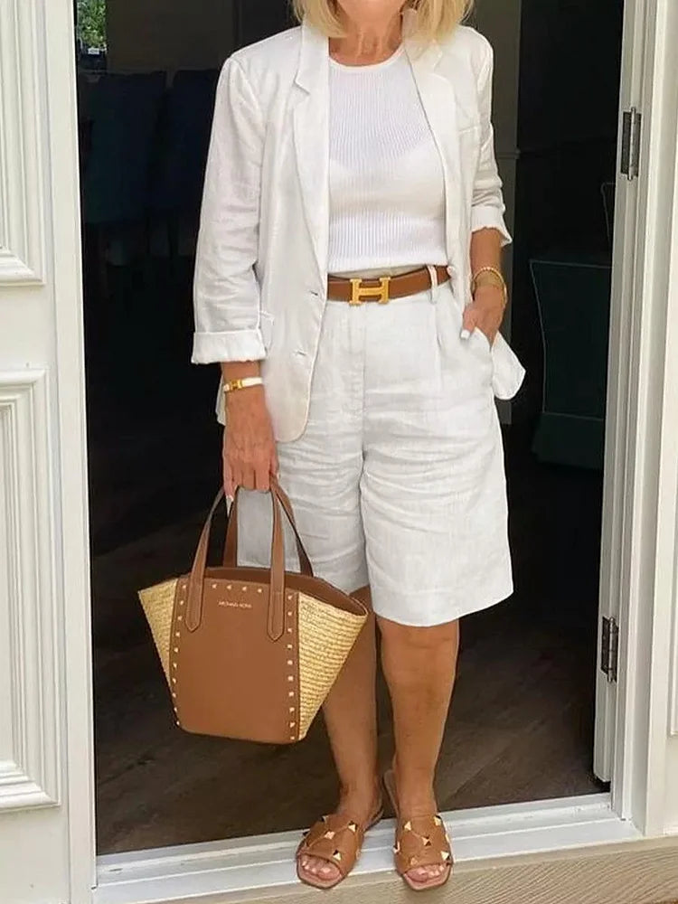 Leontina - Casual Blazer And Shorts Set