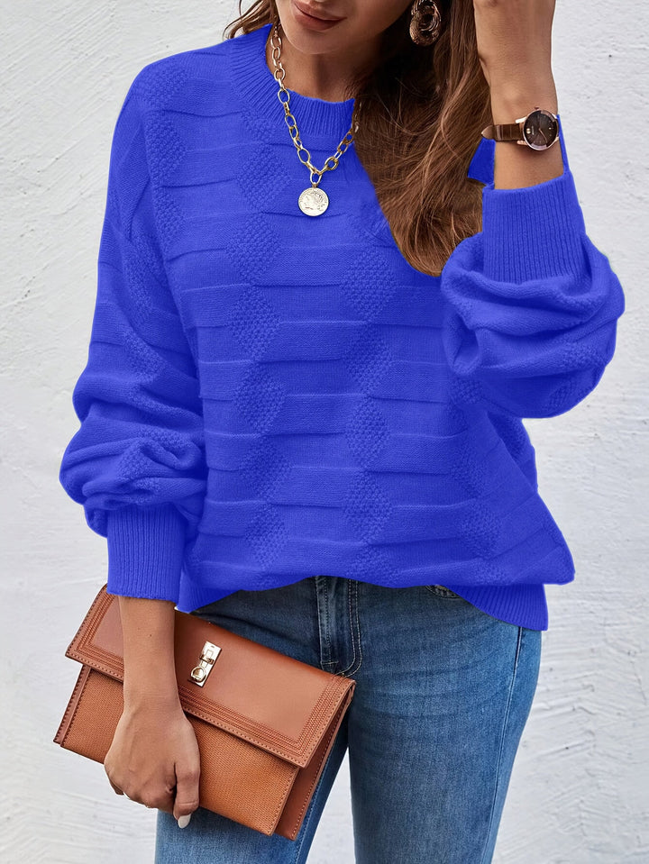 Annastina - Casual Long Sleeve Sweater With Round Neck