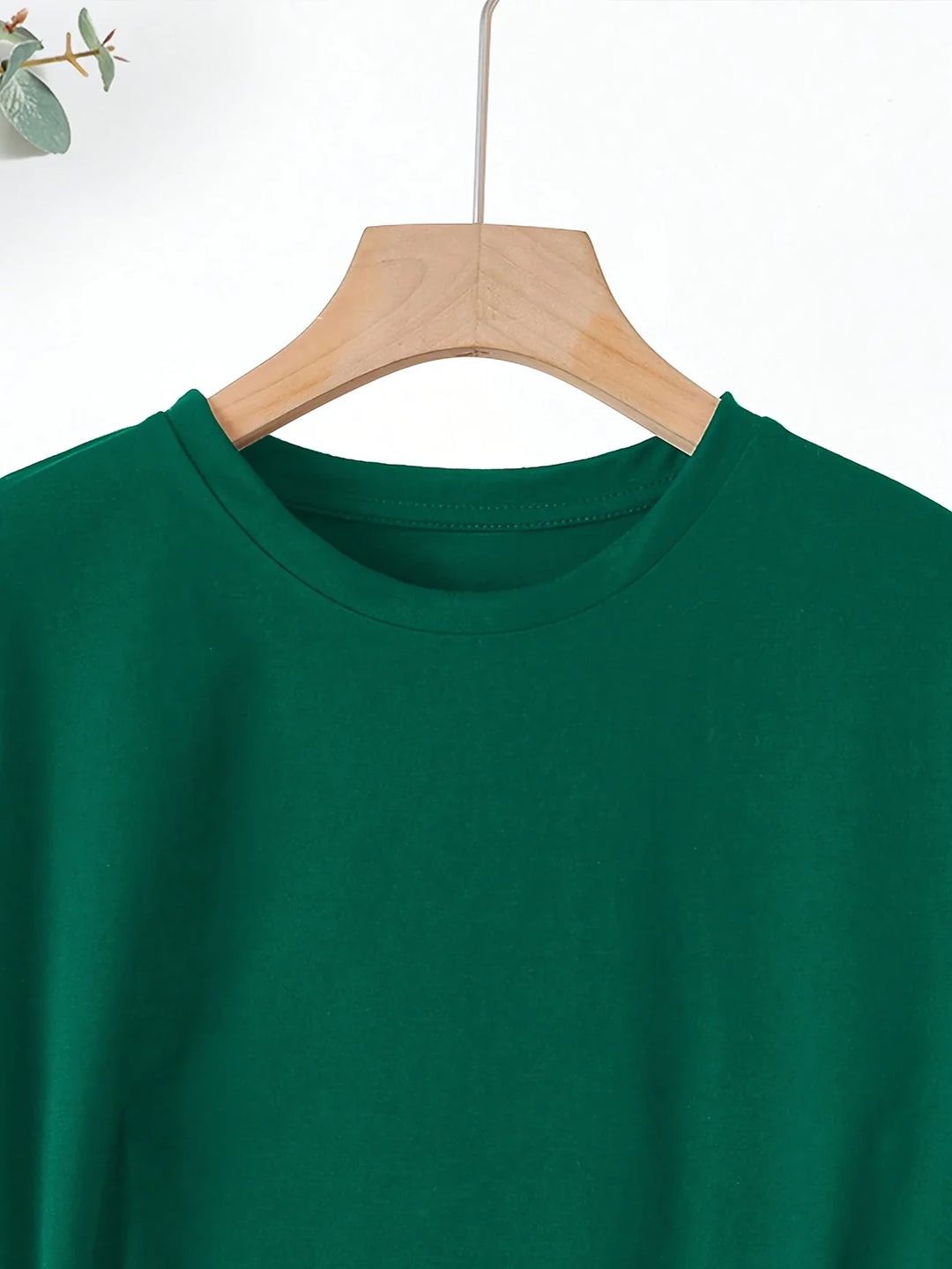 Larson - Casual Short Sleeve T Shirt With Heart Print