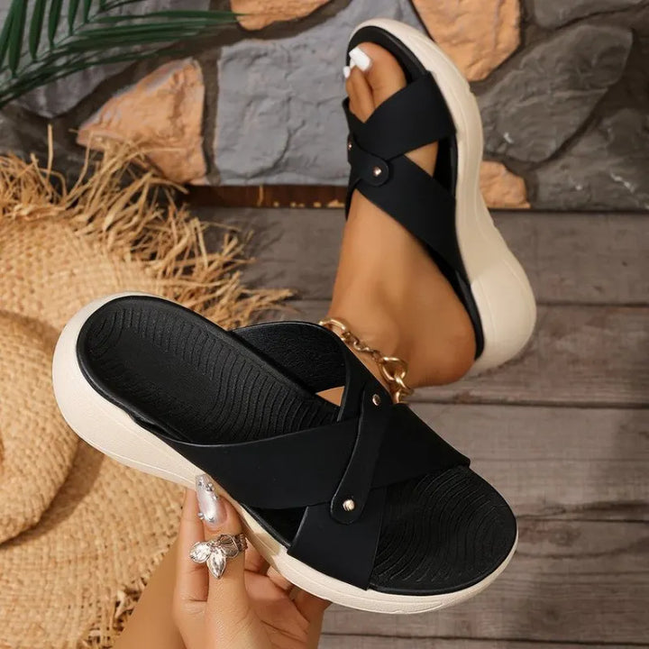 Quessia - Lightweight Summer Wedge Sandals