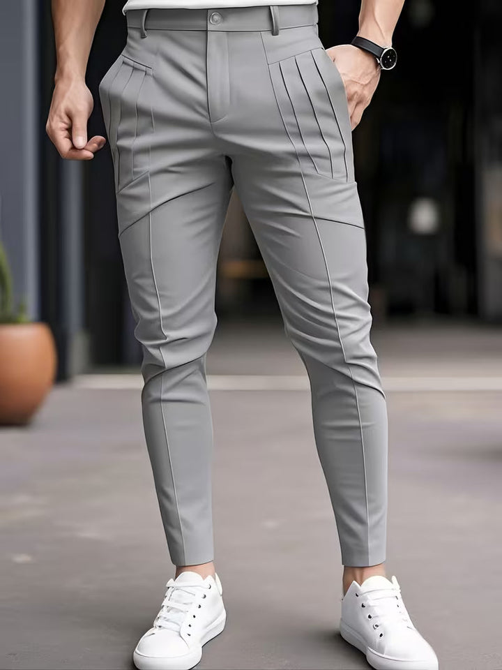 Baldon - Slim-Fit Pleated Pocket Trousers