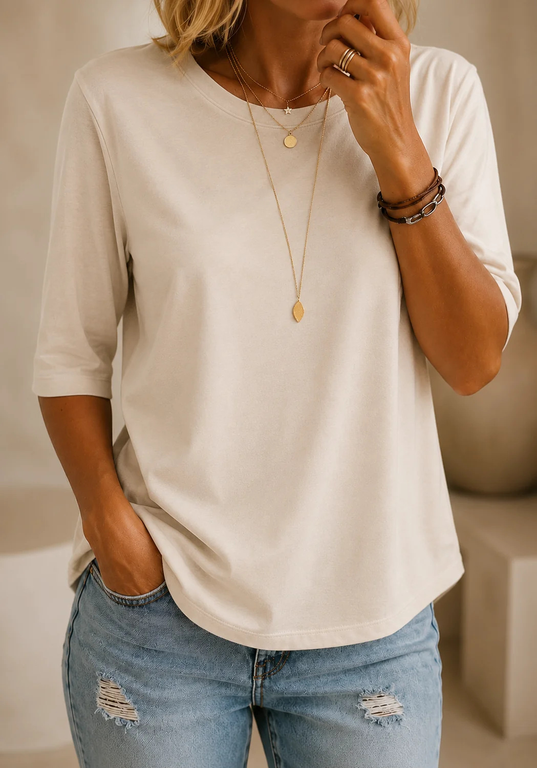Alivea - Crew Neck Three Quarter Sleeve T-Shirt