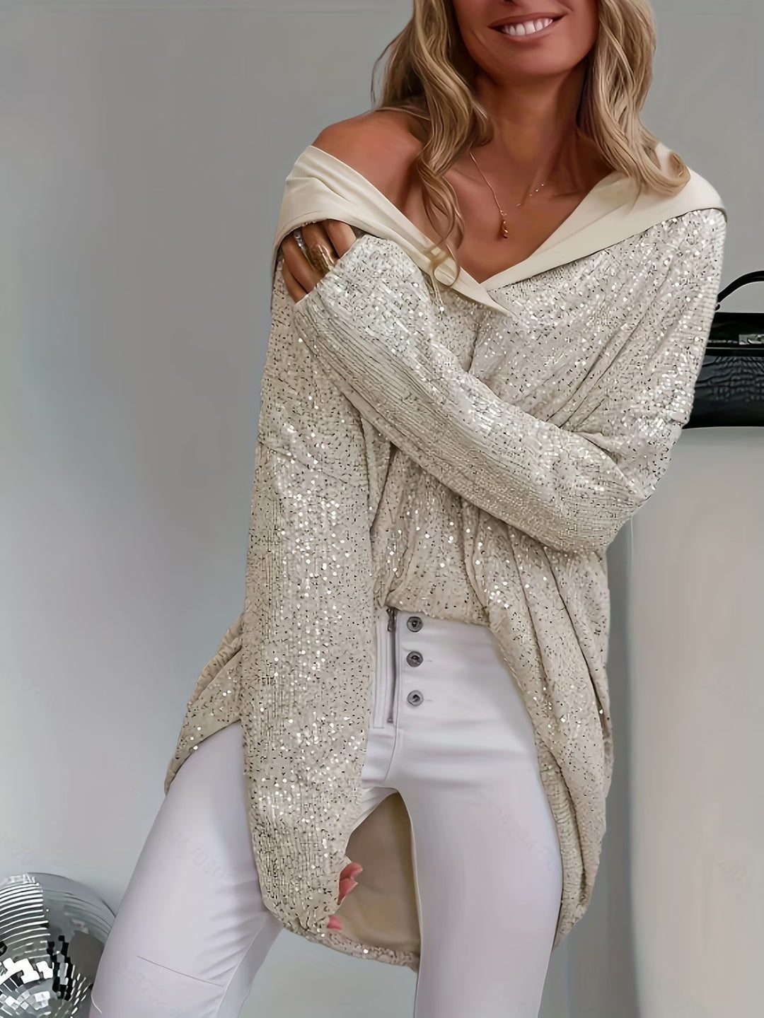 Jasmella - Long Sleeve Hooded Top