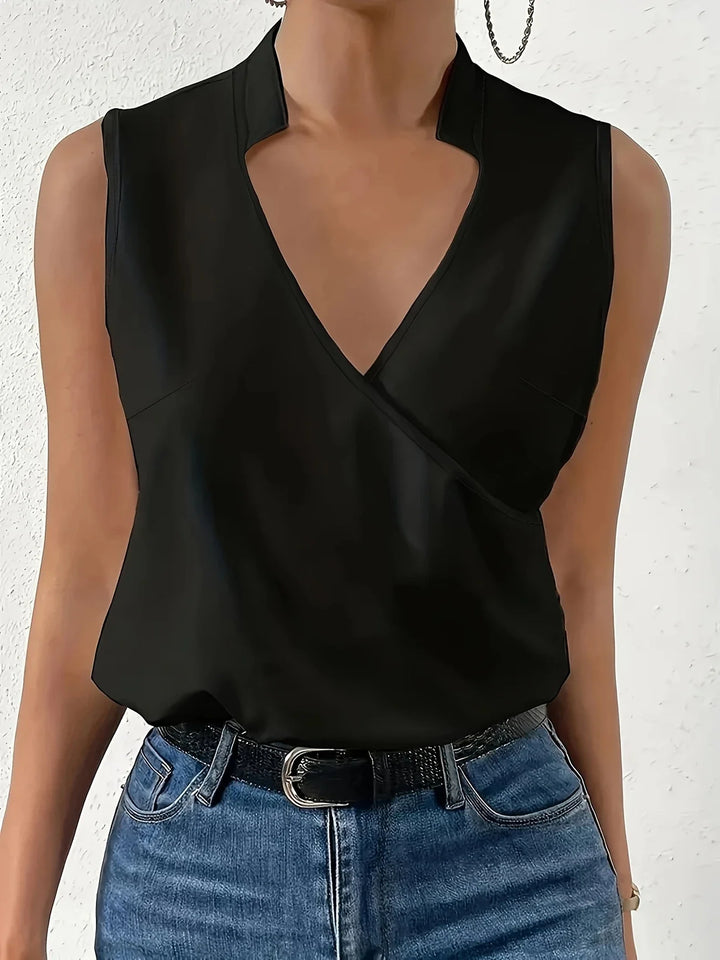 Cebulska - Elegant Sleeveless Surplice Blouse