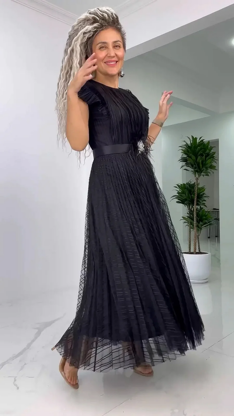 Naysha - Elegant Silk Chiffon Dress