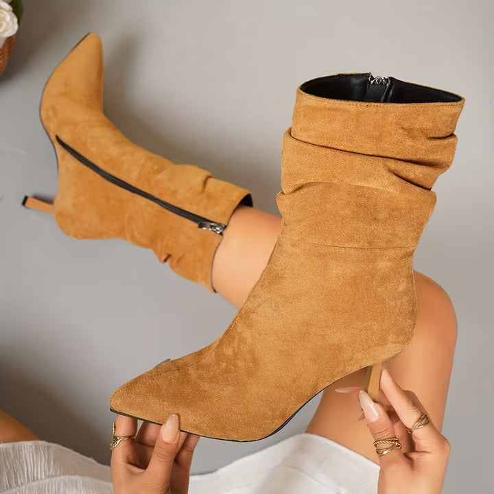 Zefialuva - Mid Heeled Boots with Pointed Edges