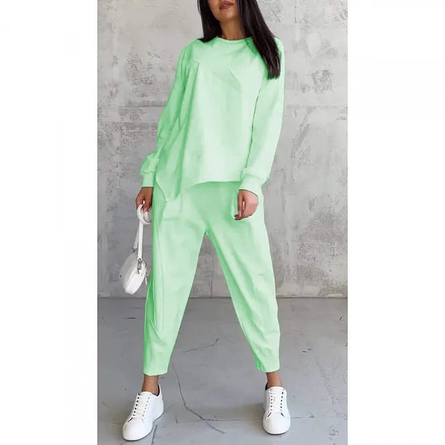 Velea - Casual Long Sleeve Sweatshirt and Jogger Set