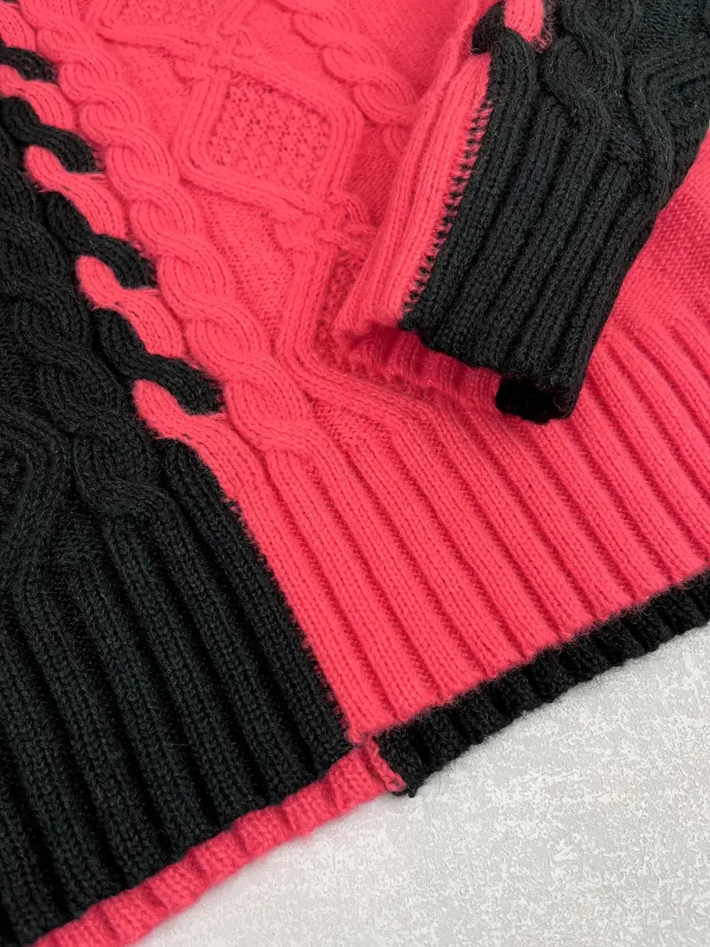 Leovia - Elegant Striped High Neck Sweater