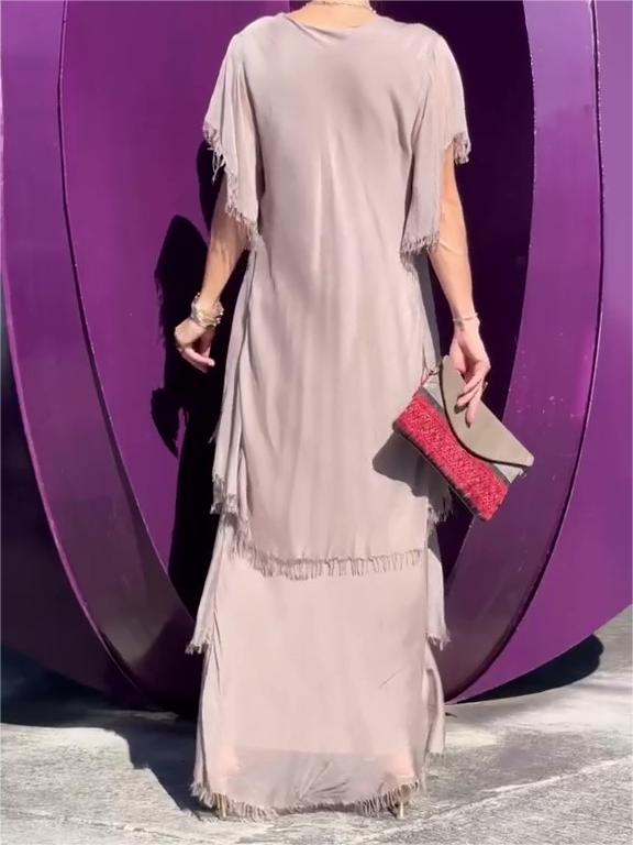 Carlijn - Elegant V-Neck Maxi Dress