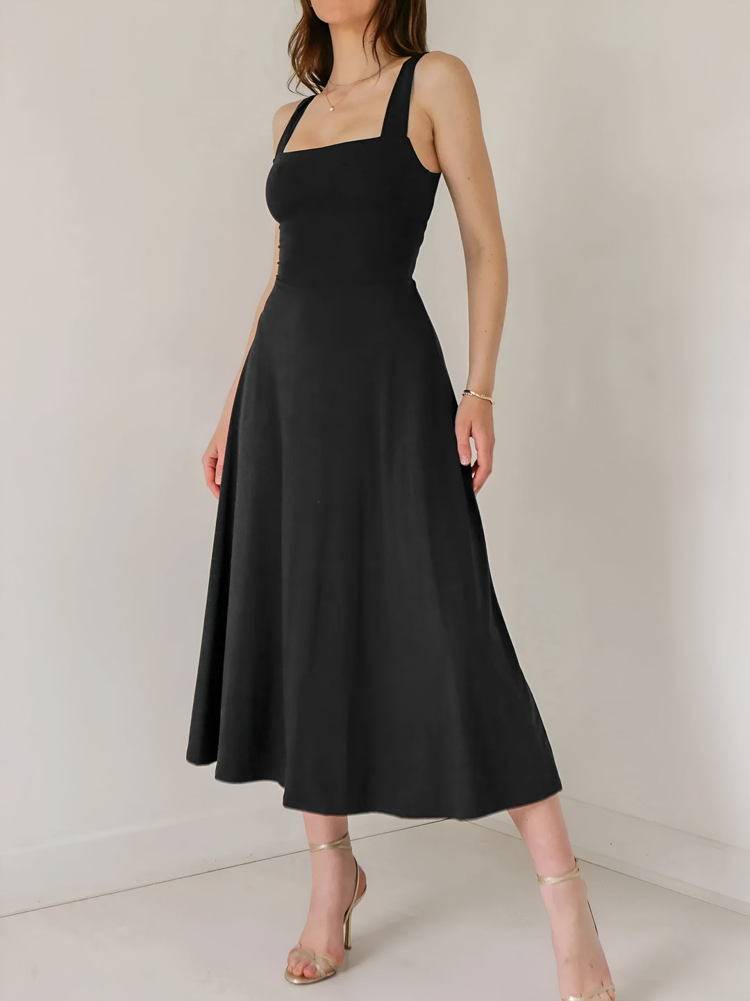 Jasmini - Midi Dress