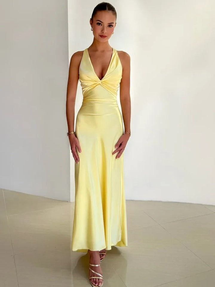 Fabiola - Elegant V Neck And Sleeveless Maxi Dress
