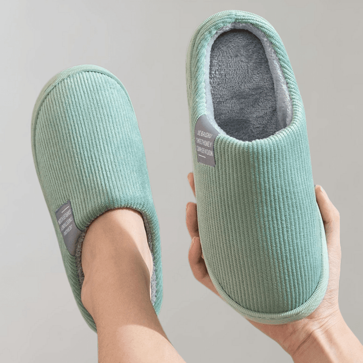 Vivora - Warm Fleece-Lined Closed Toe Slippers
