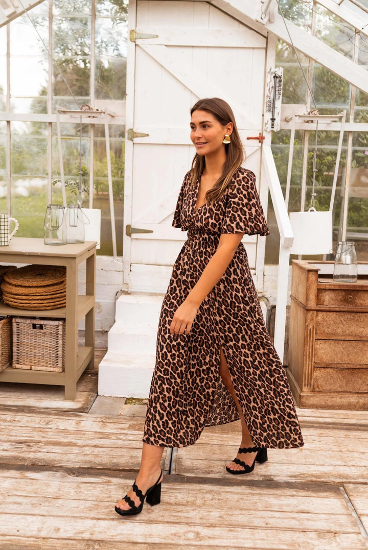 Coralie - Stylish Leopard Print Maxi Dress