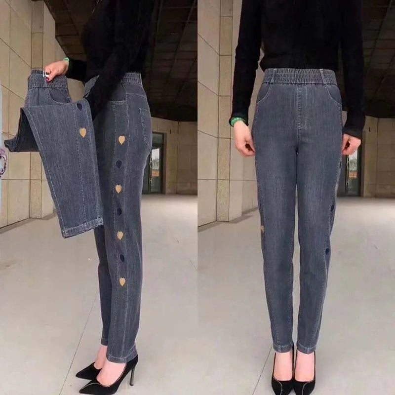 Norberta - Highly Elastic Jeans With Heart Pattern