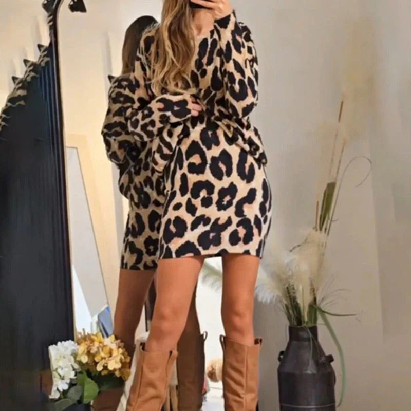 Cathy - Round Neck Leopard Print Mini Dress