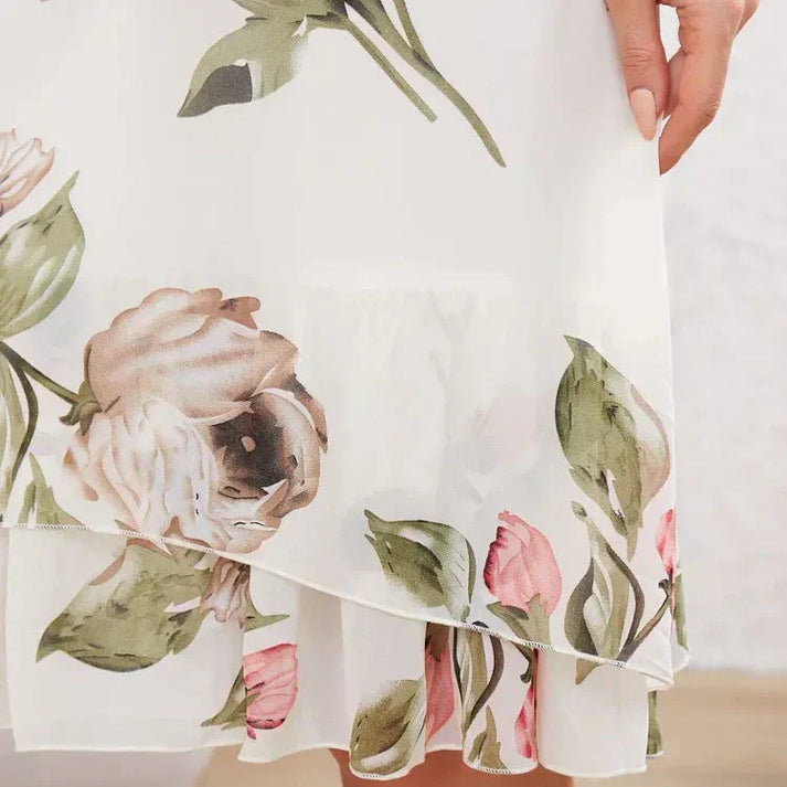 Merita - Fashionable Chiffon Dress With Petals