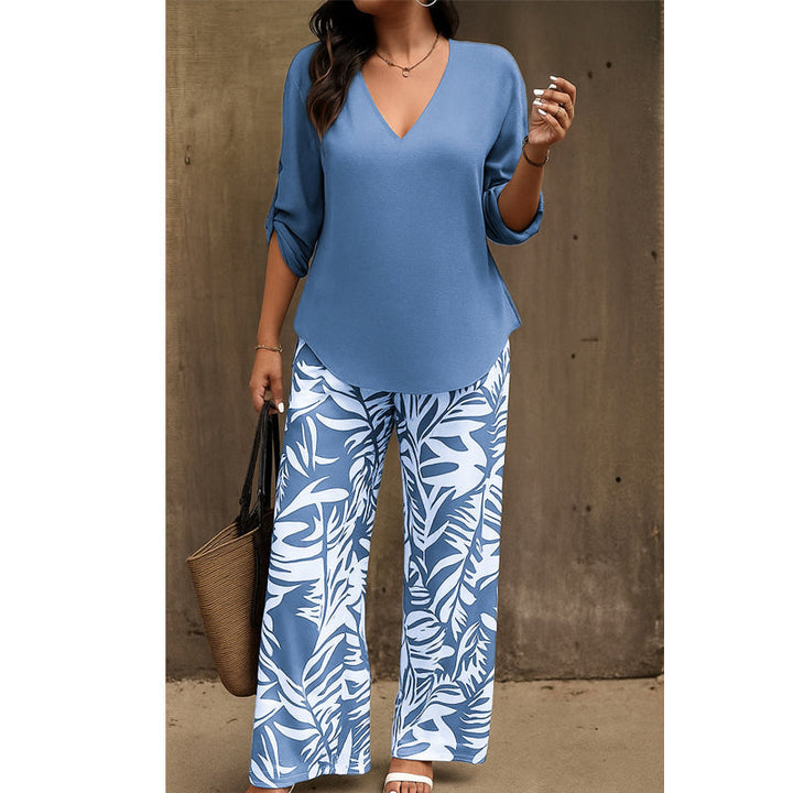 Liwia - Elegant Summer Set With a V-neck Blouse and Printed Trousers