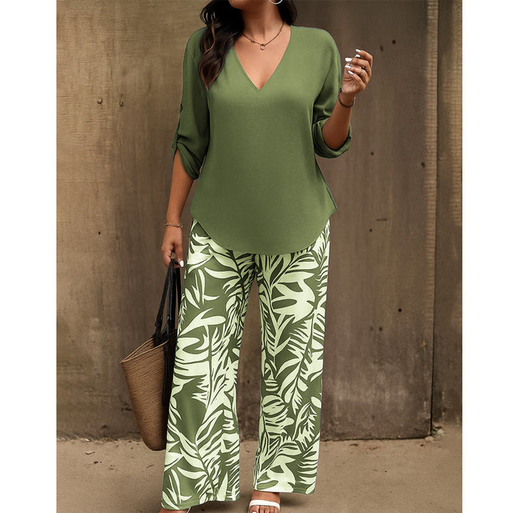 Liwia - Elegant Summer Set With a V-neck Blouse and Printed Trousers