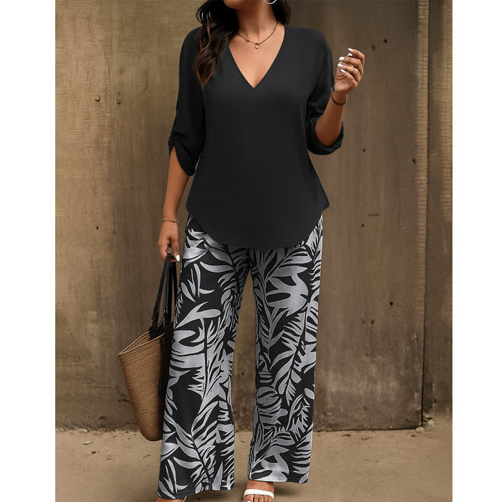 Liwia - Elegant Summer Set With a V-neck Blouse and Printed Trousers
